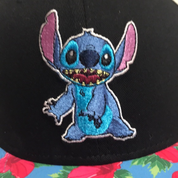 Never worn Hawaiian stitch hat - Picture 3 of 5